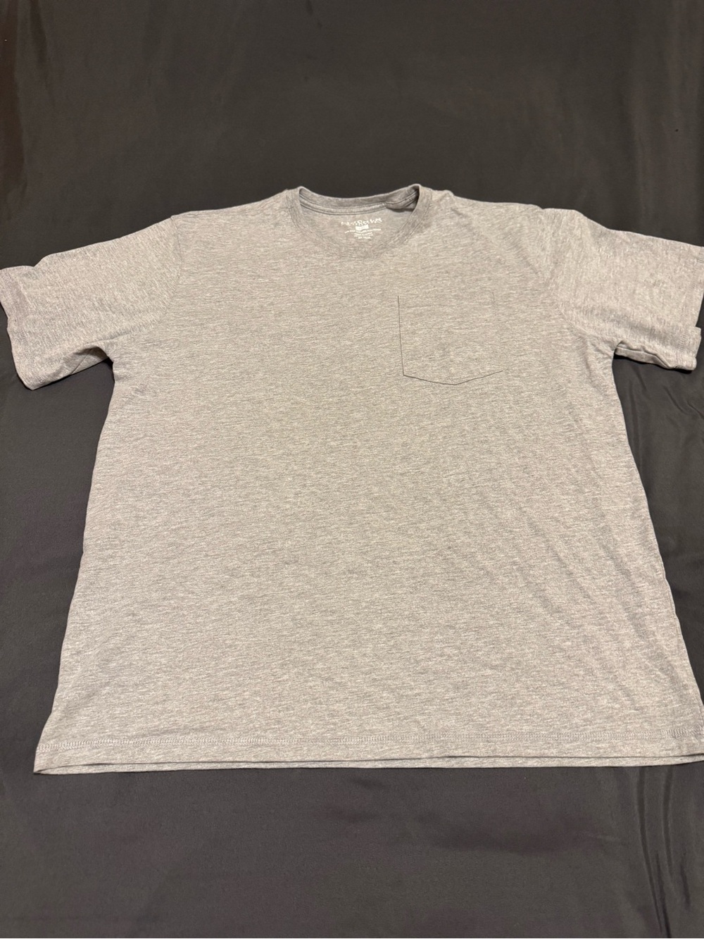 Men's Short Sleeve Pocket Tee in Light Gray